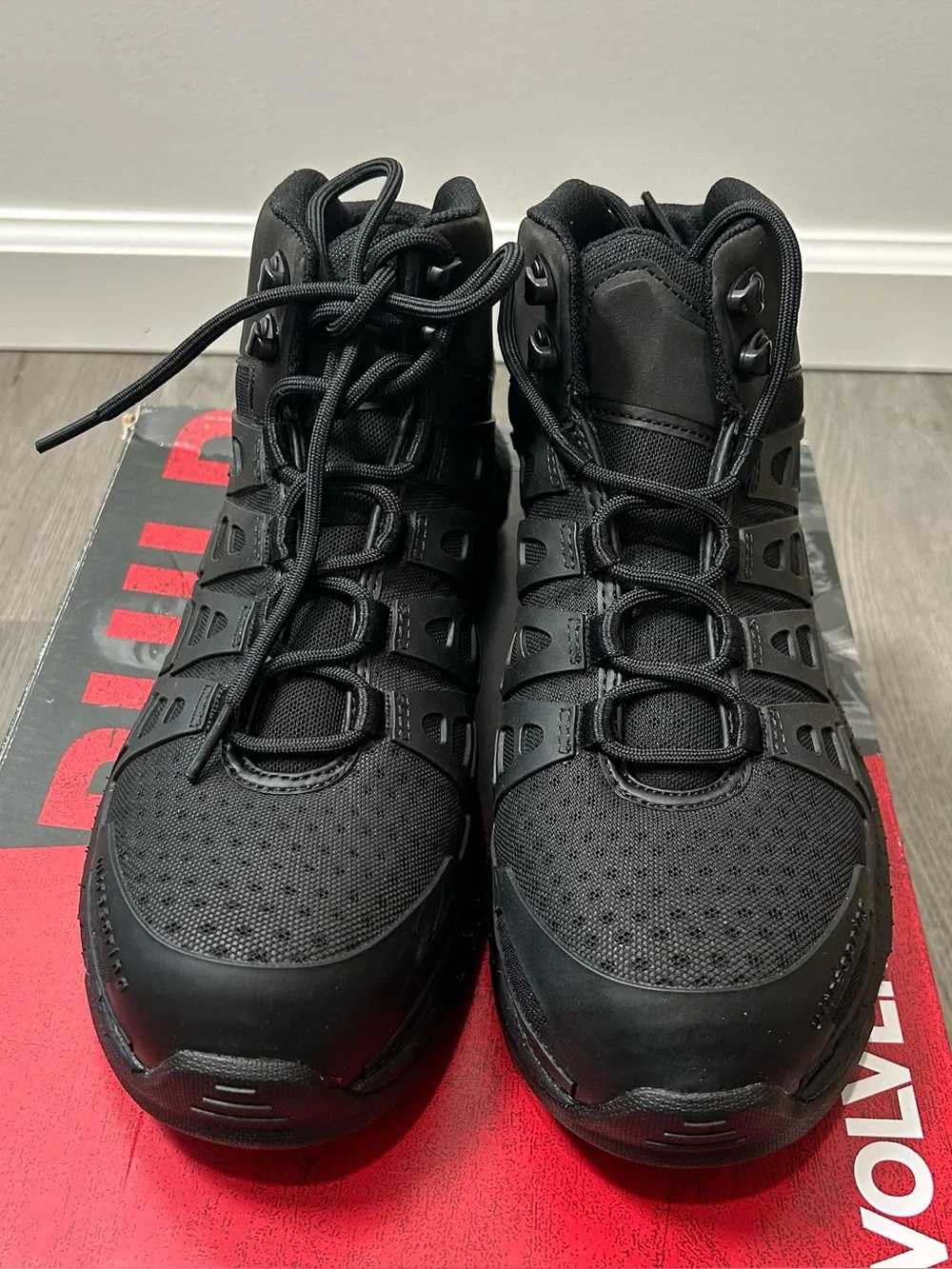 New WOLVERINE MEN'S REV VENT DURASHOCK WORK SHOES CARBON TOE Black Size 8M Boots